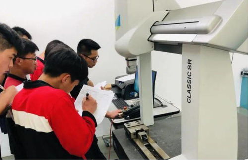 招生季丨智能制造 用“芯”控制，驅(qū)動智能裝備未來